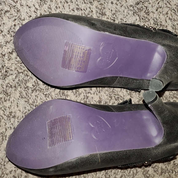 Black studded TUK pumps - Picture 5 of 5